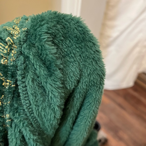 SOFT AND COZY CHRISTMAS TREE PAJAMAS  XS/S - Picture 6 of 16